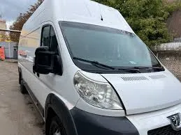 Фото 3 — Микроавтобус Peugeot Boxer, 2010